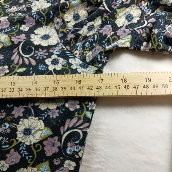 American Eagle Soft and Sexy Midi Women's Small. Floral, Bell Sleeve. Peekaboo. - Picture 10 of 10